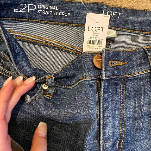 NWT - Loft Outlet Straight Crop Jeans - Picture 2 of 6